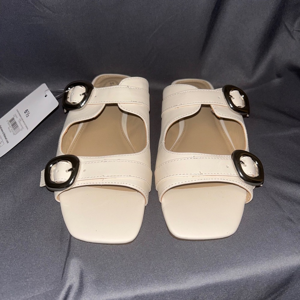Scoop Slide On Flat Sandal Square Toe Double Buckle Cream Bone Size 6.5 - Picture 3 of 6
